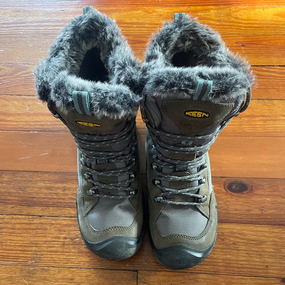 Keen winter boots